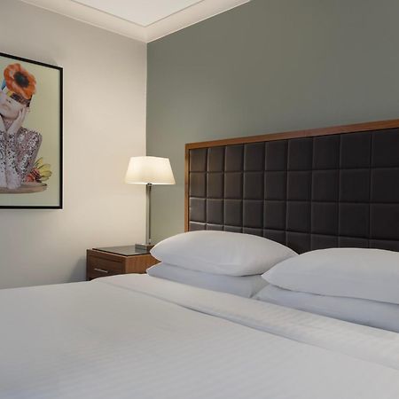 Delta Hotels By Marriott Peterborough Zewnętrze zdjęcie